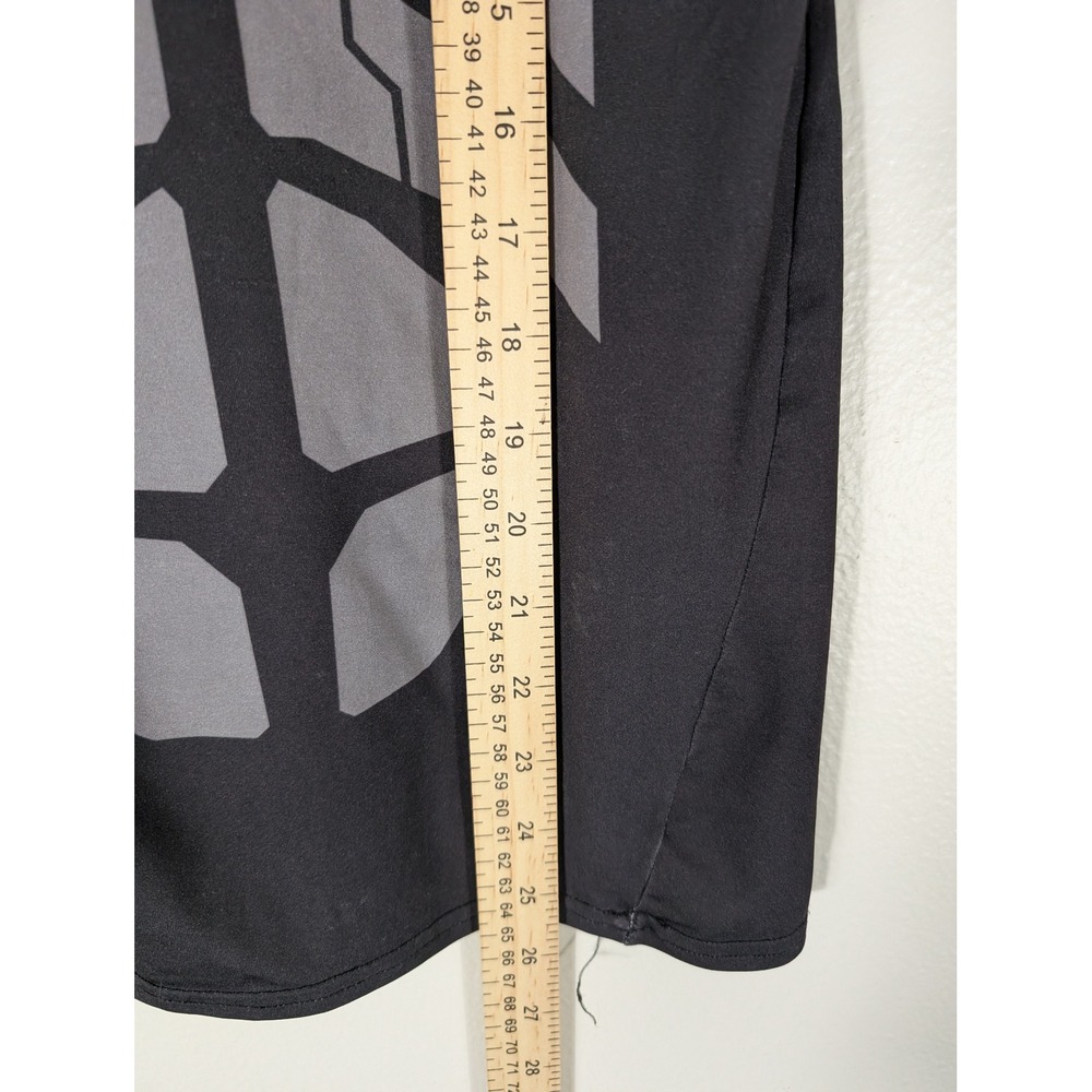 Under Armour Mens M Alter Ego Batman Compression Shirt Black Grey Gym Workout - Picture 7 of 11